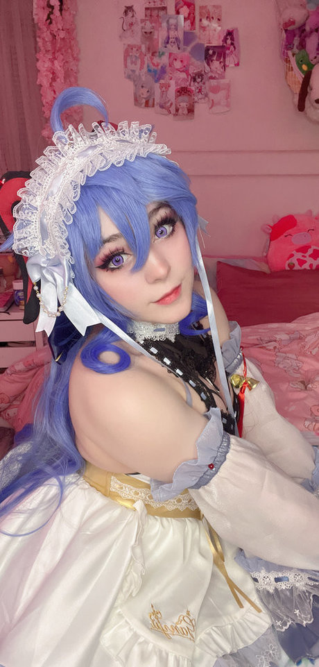 Meikasama pornstar nude photo