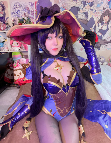 Meikasama naked pornstar pic