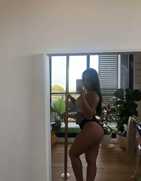 Aazula art model images