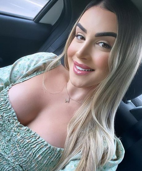 Elloah Guedes pornstar perfect photos