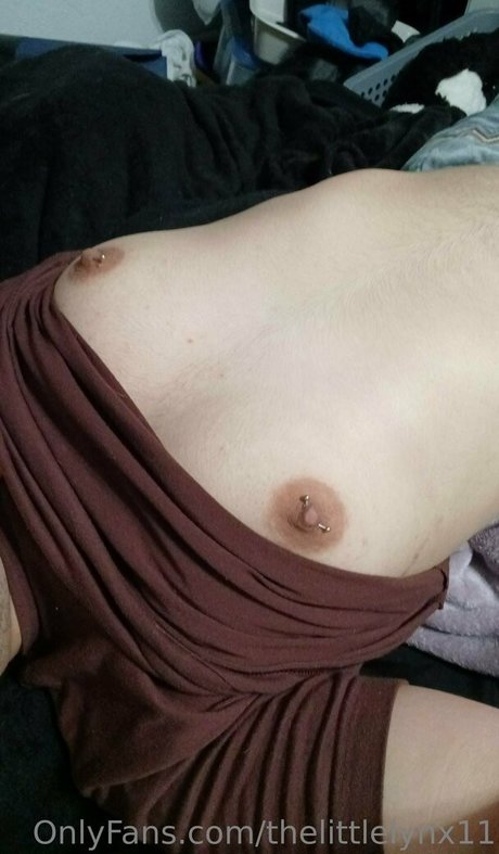 thelittlelynx11 adult model images