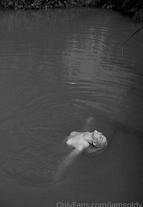 Yuval Gold pornstar exclusive picture