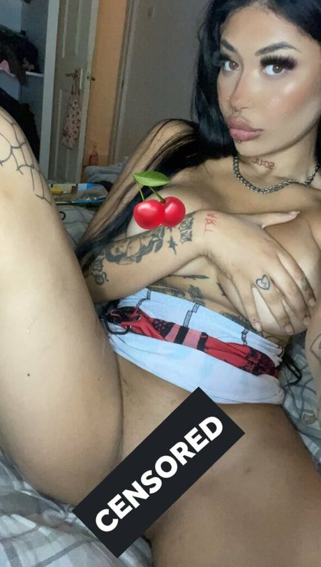 Sadielee model high quality img