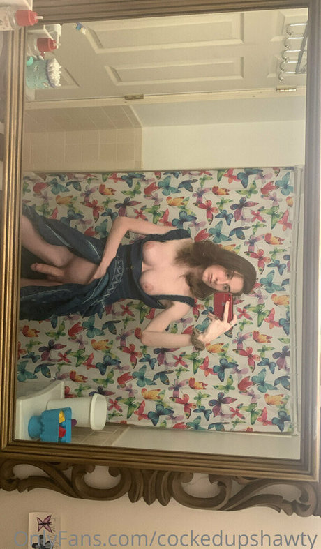 cockedupshawty star hot pics