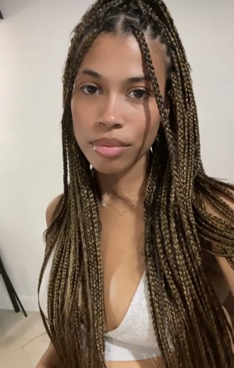 Taylor Haller hot actress archive