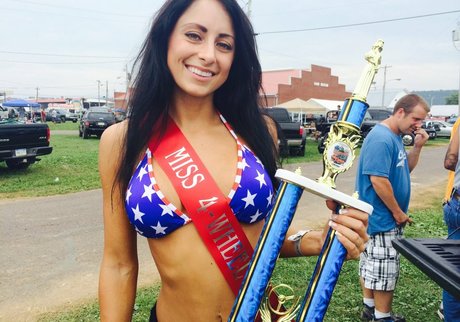 Casey Samsel model exclusive image