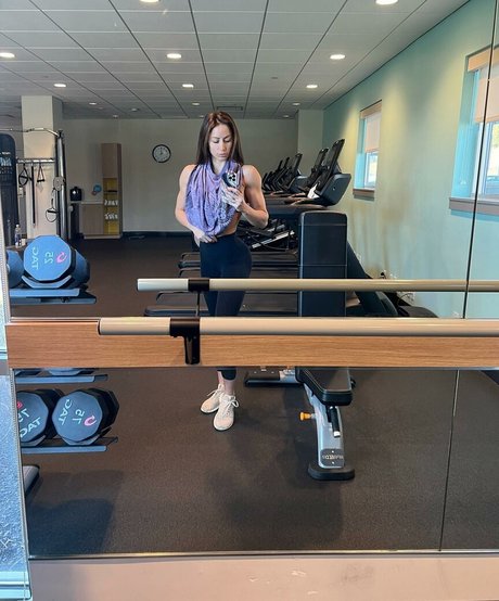 Casey Samsel beautiful model pictures