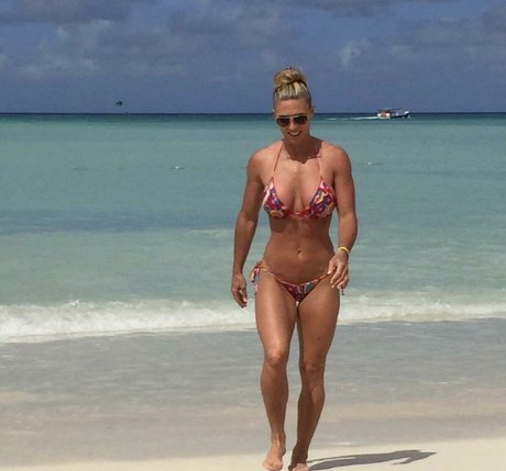 Callie Bundy star nice photos