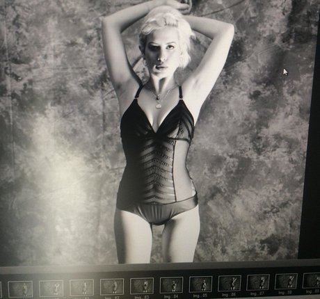 Uli Krown hot model pic