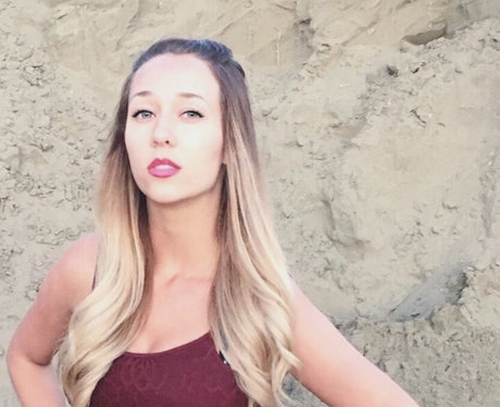 Kelsey Baile top star photos