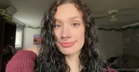 fitmom420 erotic star photo