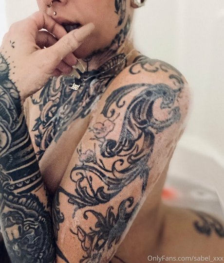 sabelxxx1212 naked model pics