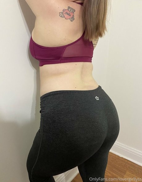 lovergirllyss high quality pornstar archive