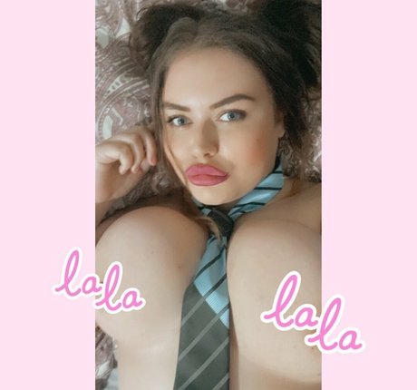 nellu crazy top actress pic