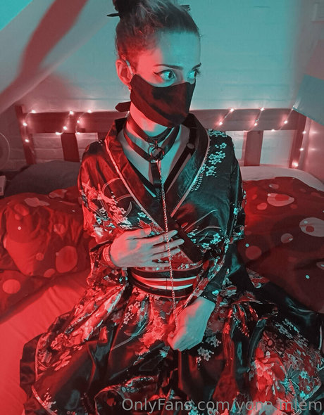 yona mlem star beautiful photo