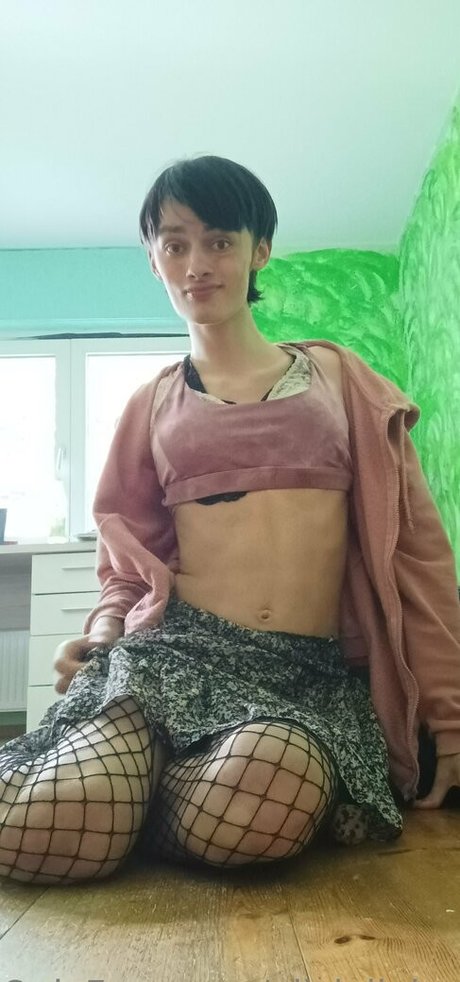 alicialiniquinn pornstar naked photos