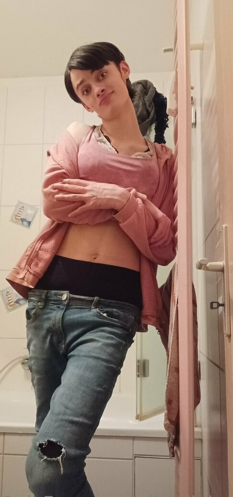 alicialiniquinn pornstar nude photos