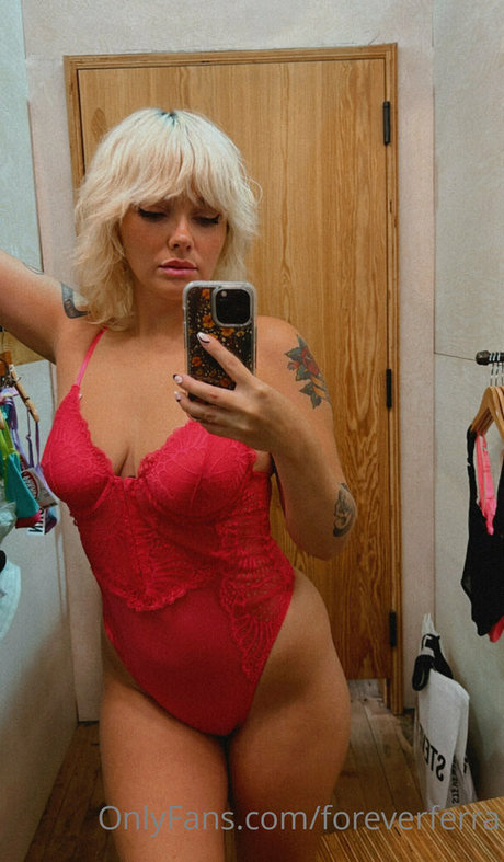 foreverferra sex model photo