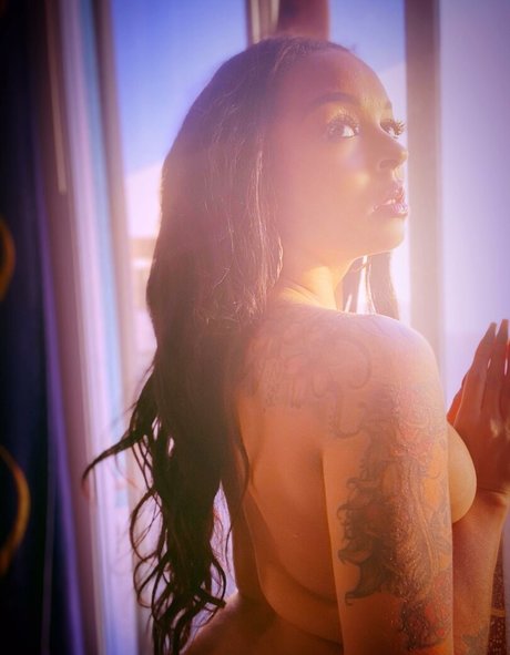 Luciferxkitty model nude gallery