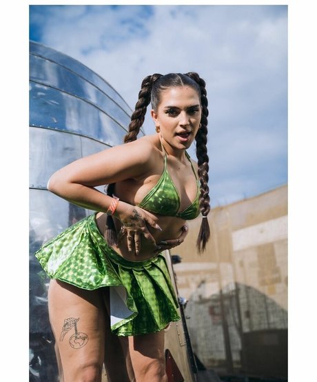 Mae Muller pornstar nice galleries