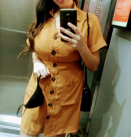 Ava Carmen art star image