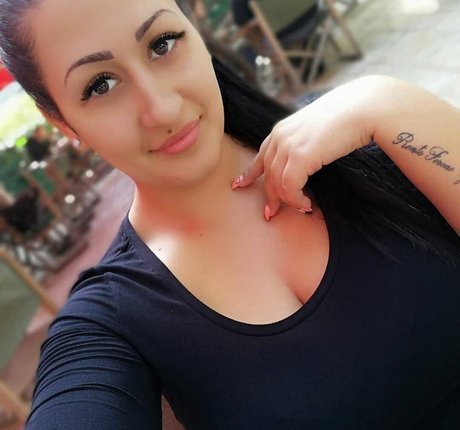 Csimbora Barbara sex actress pic