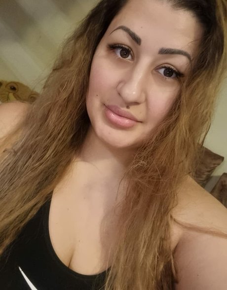 Csimbora Barbara erotic model pic