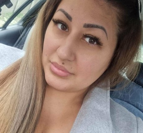 Csimbora Barbara hot actress photo