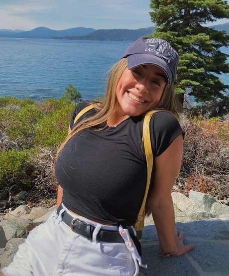 Nilaiyah Rey model perfect archive