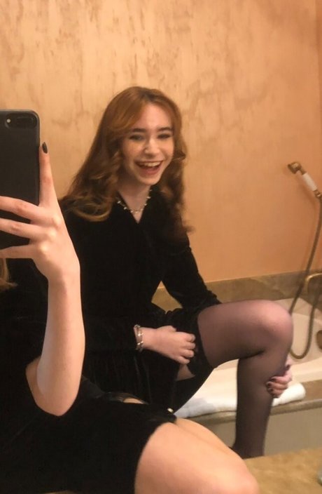 Alessia M sexy actress pictures