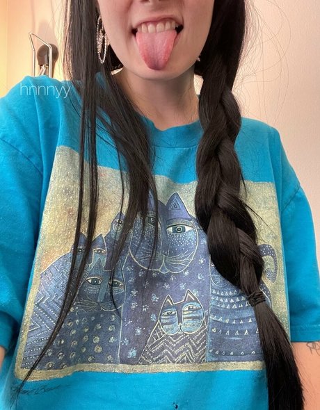 hnnnyy nude actress photos