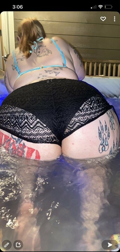 haleylopez naked model images