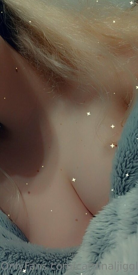 cardinaljiggles free actress photo