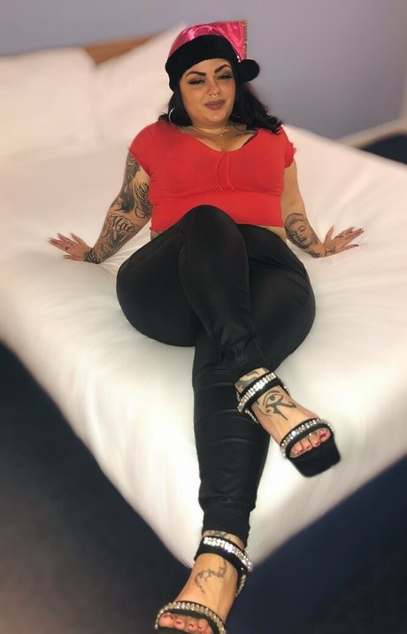 latinamarina nudes model images