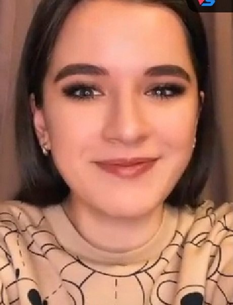 Anny myrrr_ art actress img