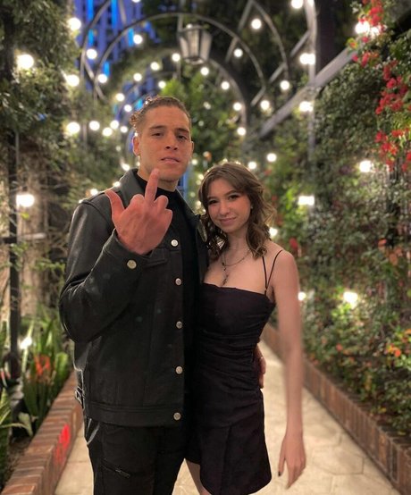 Katelyn Nacon star hot image