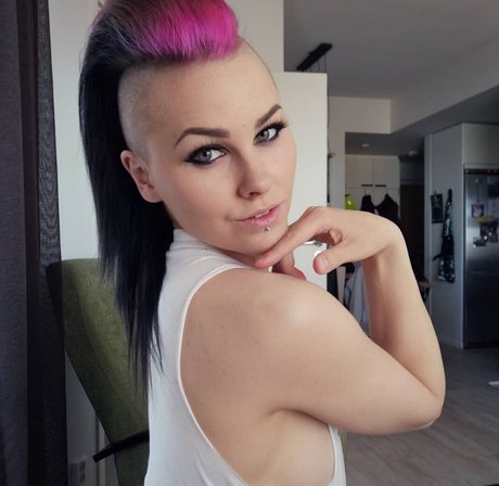 VMissyB model best photos