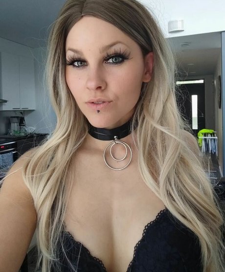 VMissyB perfect pornstar galleries