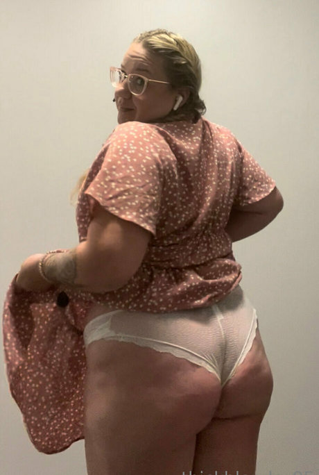 thickblonde 85 star nudes pic