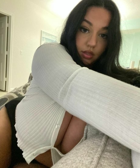 Alexa Nicole Ray pornstar adult img