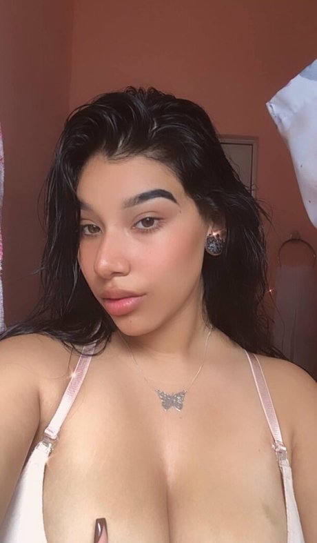 Fernanda V nice star pic