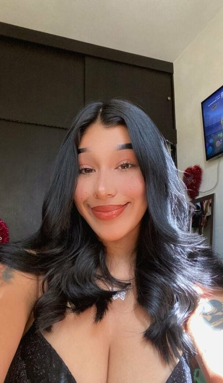 Fernanda V adult actress pics