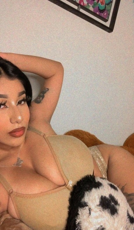 Fernanda V pretty pornstar pics