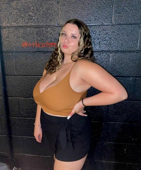 Mary R pornographic model img