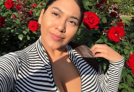 realroses porn actress pics