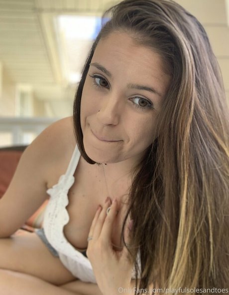 playfulsolesandtoes model best picture