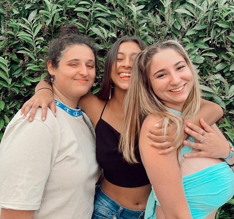 Jolie B free pornstar img