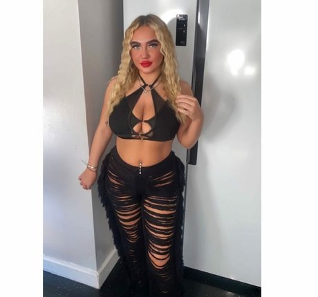 Caoimheeee star naked galleries