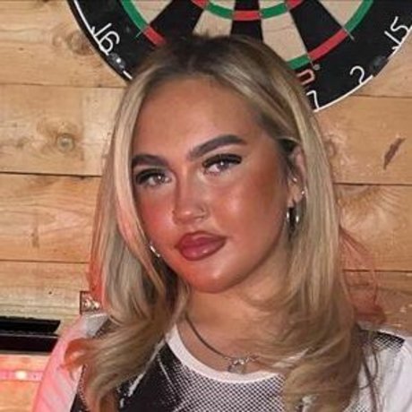 Caoimheeee star exclusive image