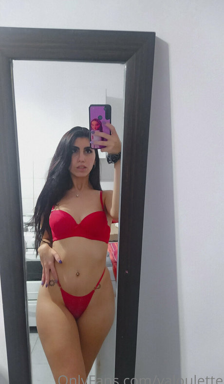 valoulette adult model images